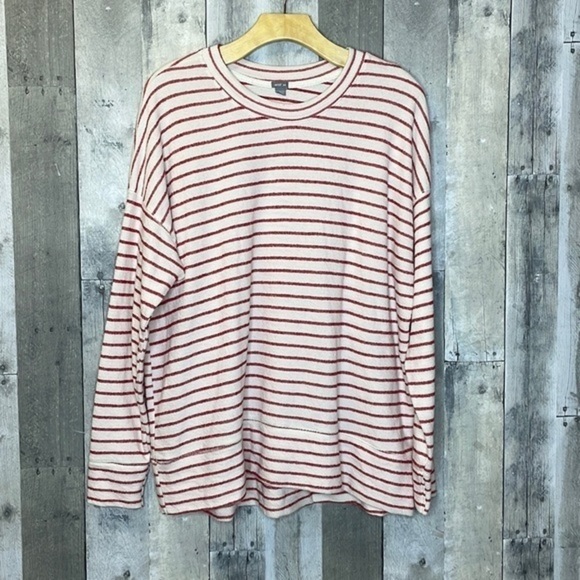 aerie Tops - Aerie red and white stripped long sleeve super soft tee. EUC. Size Medium